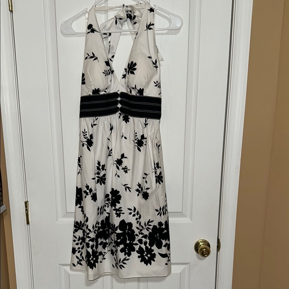 NWT Elegant Black and White Floral Dress